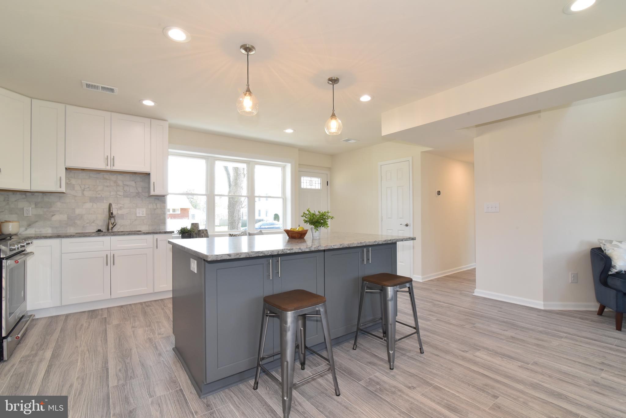 EDSALL PARK - Residential