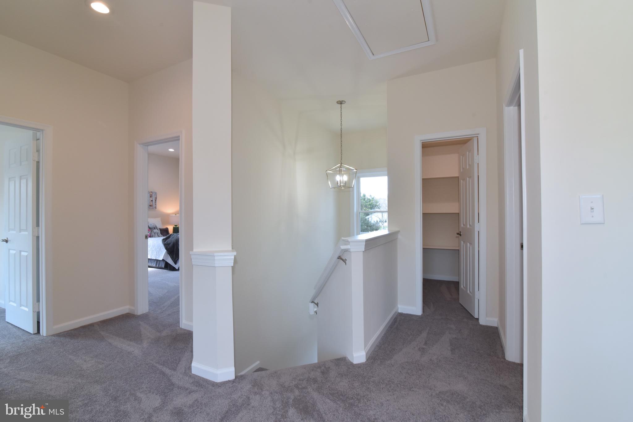 EDSALL PARK - Residential