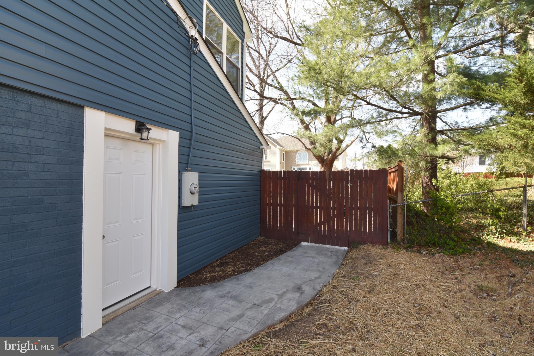 EDSALL PARK - Residential