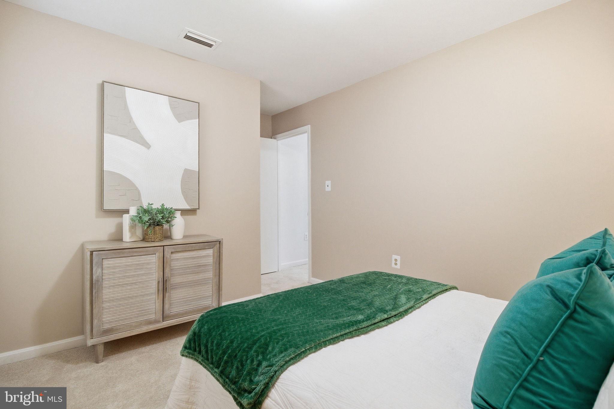 HERITAGE CROSSING - Residential