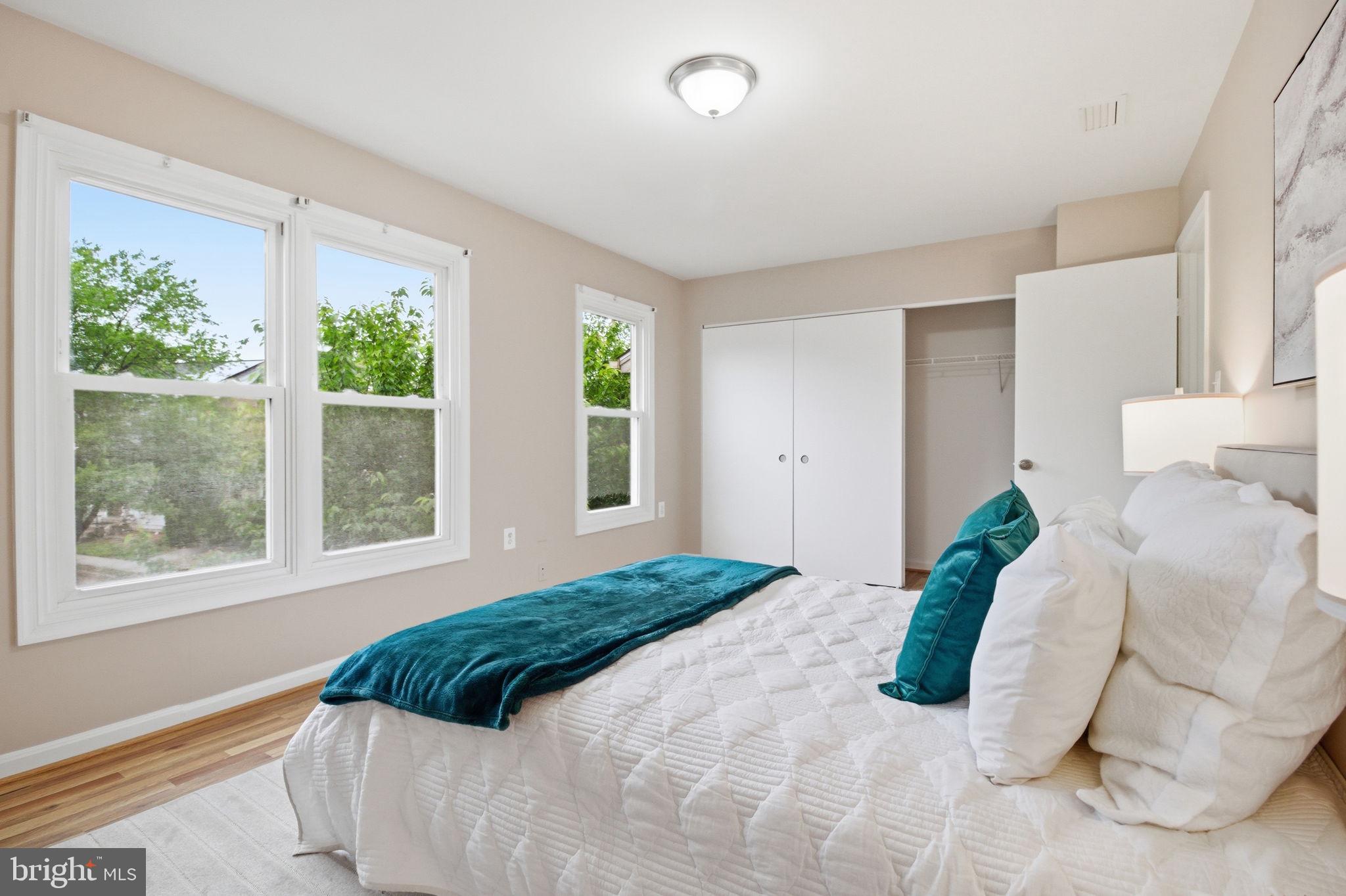HERITAGE CROSSING - Residential