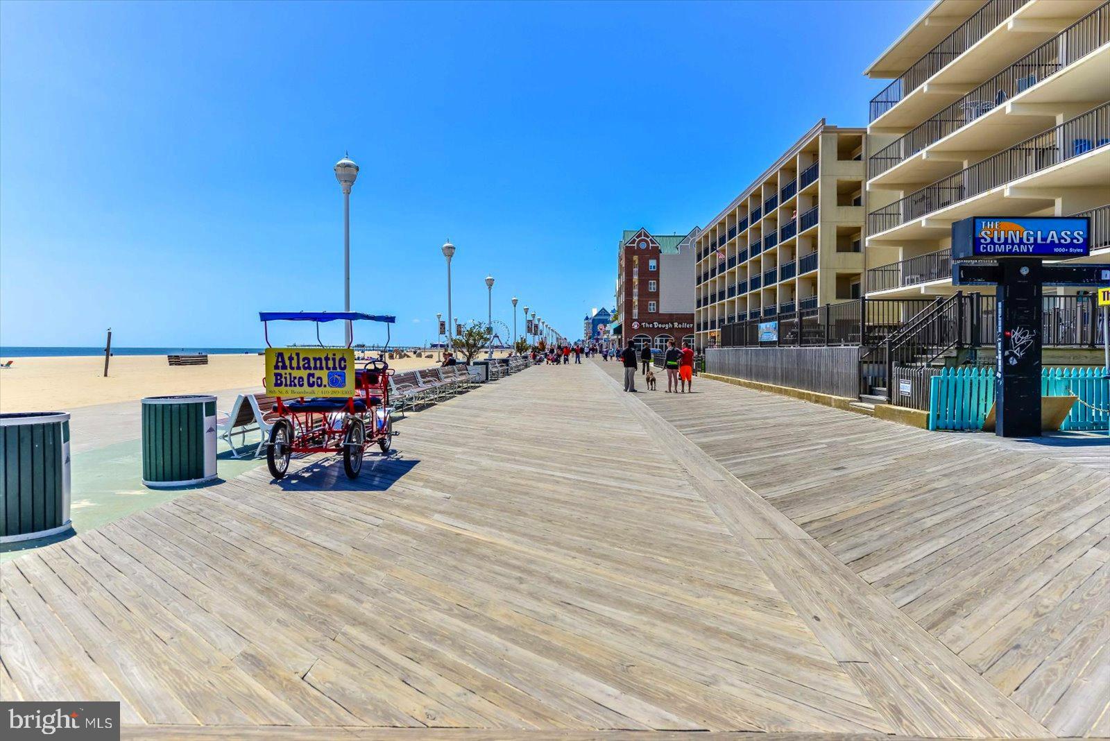 HITCHENS & TRIMPER - Residential