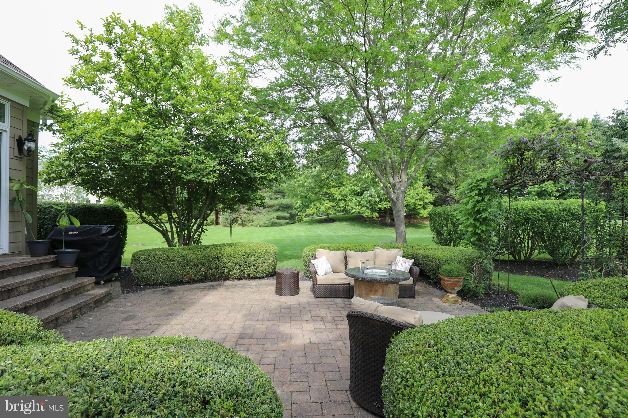 LONGMEADOW - Residential