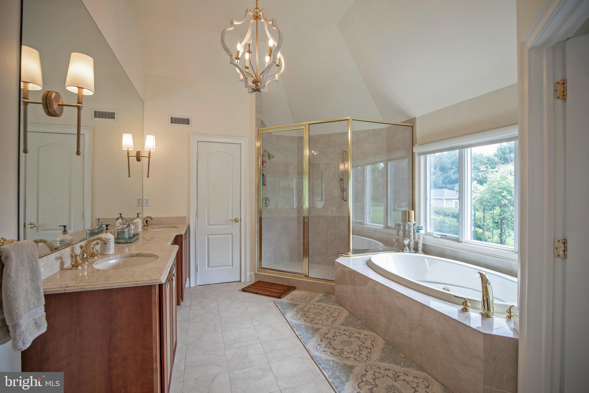 LONGMEADOW - Residential
