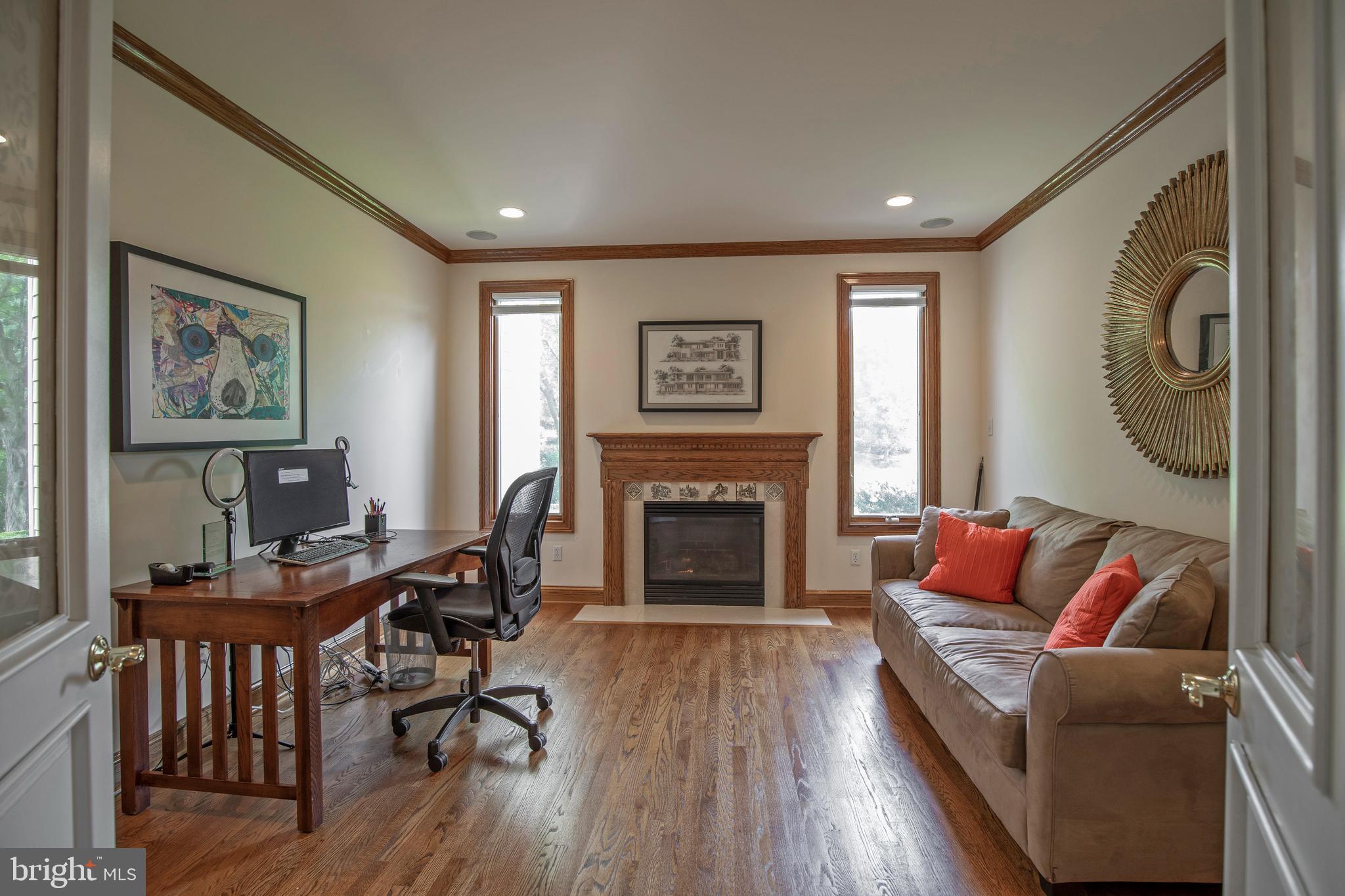 LONGMEADOW - Residential