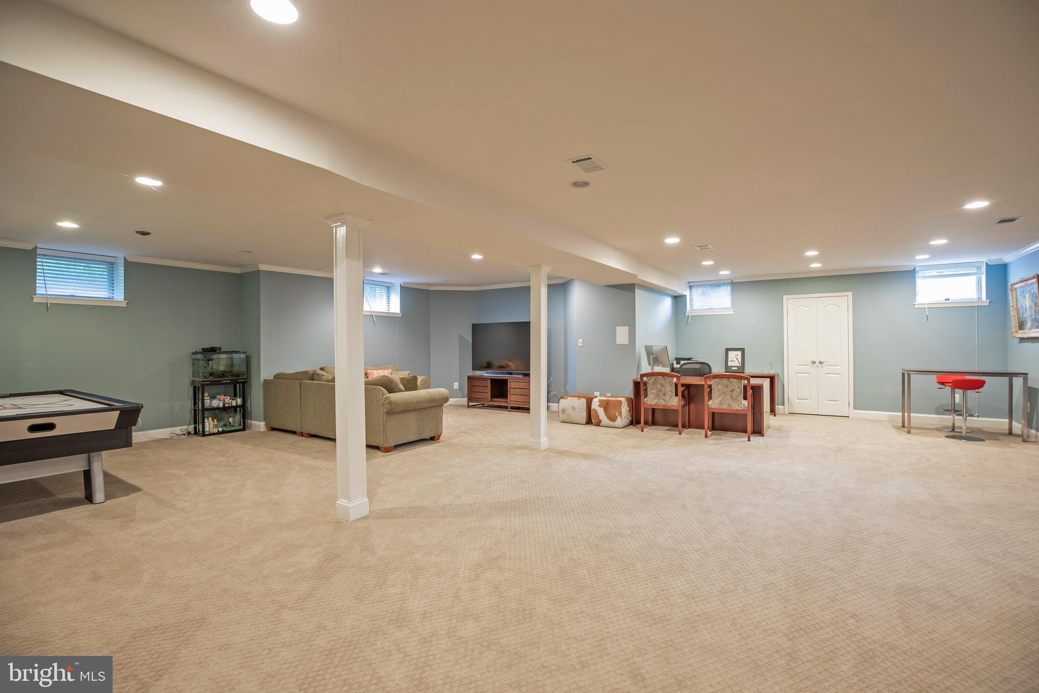 LONGMEADOW - Residential
