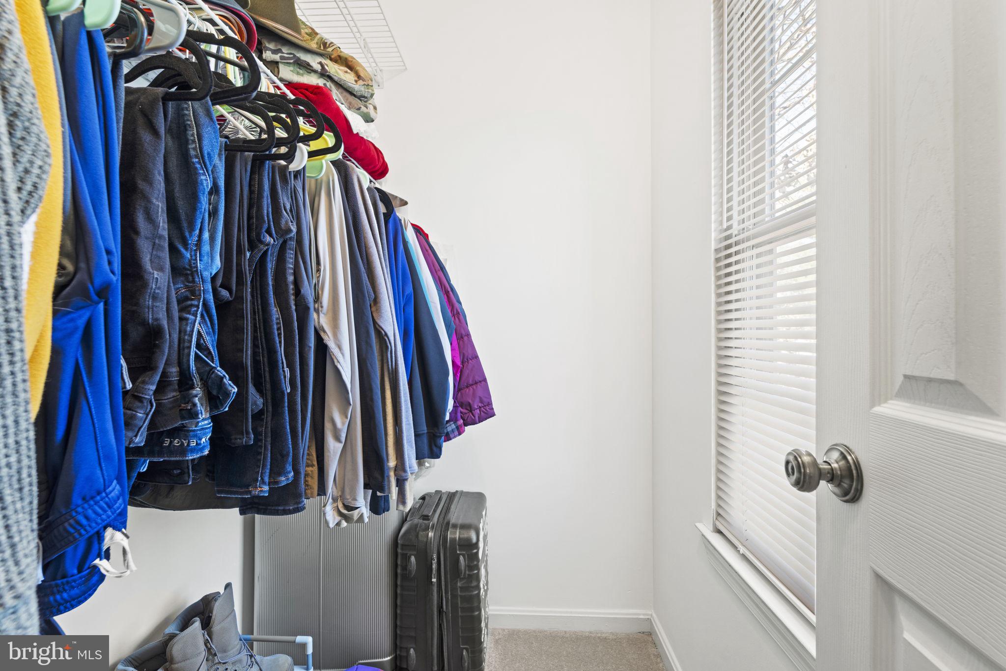 LITTLE ROCKY RUN - Residential Lease