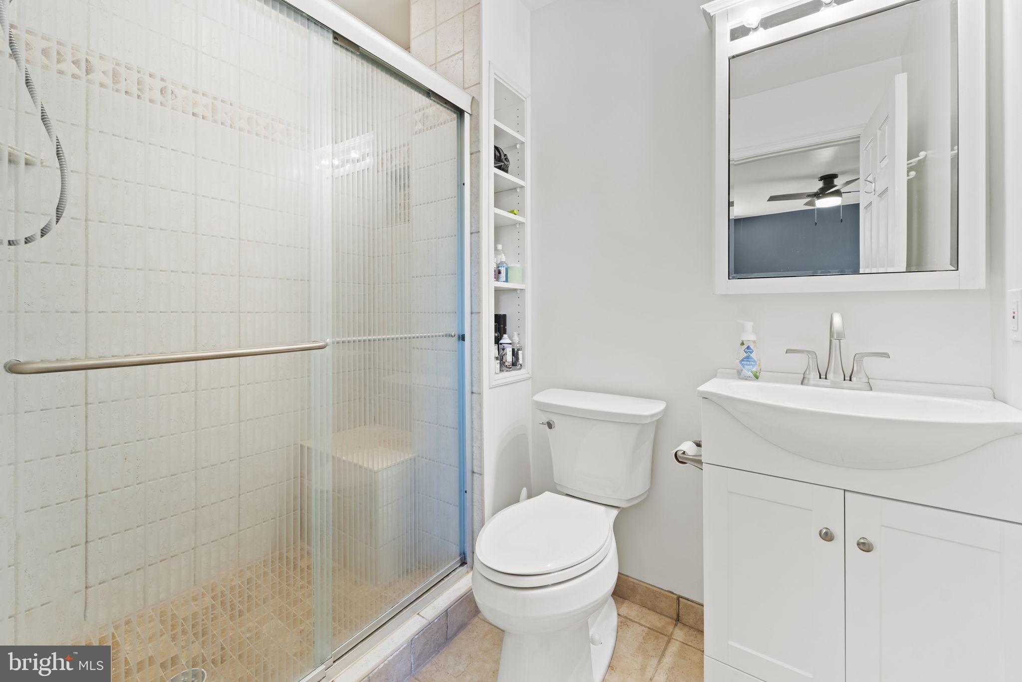 LITTLE ROCKY RUN - Residential Lease