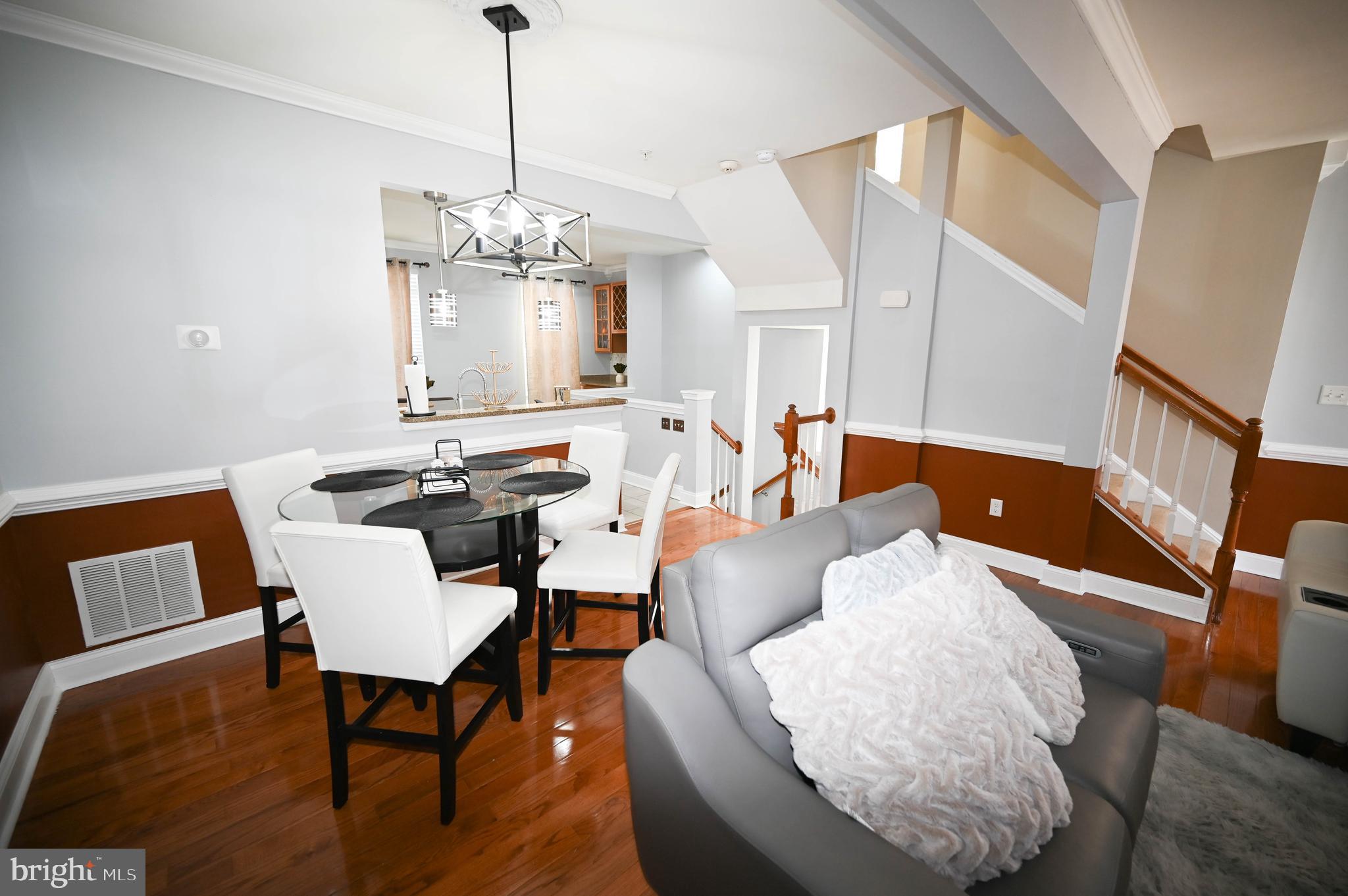 RED RUN VILLA - Residential