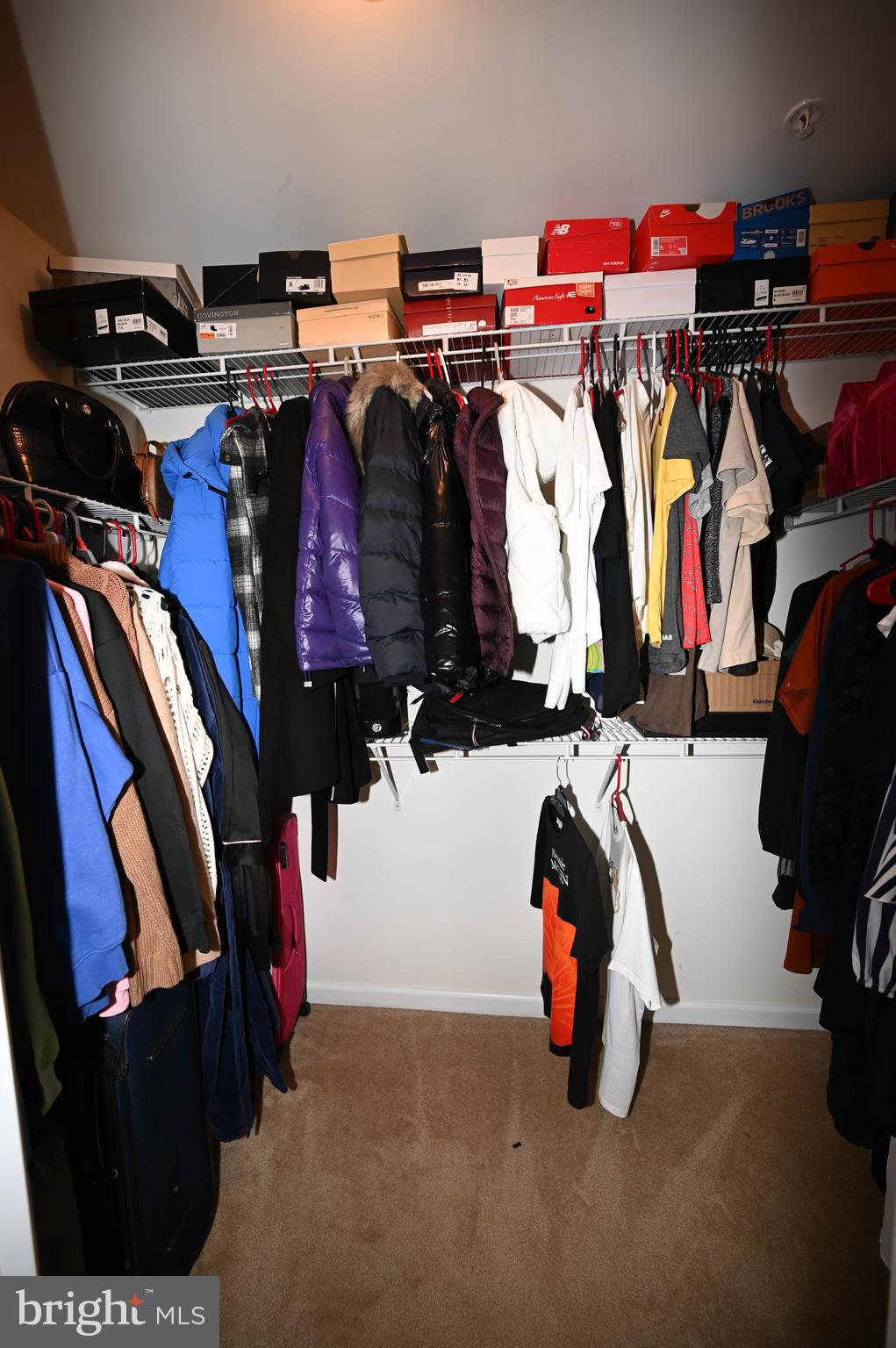 RED RUN VILLA - Residential