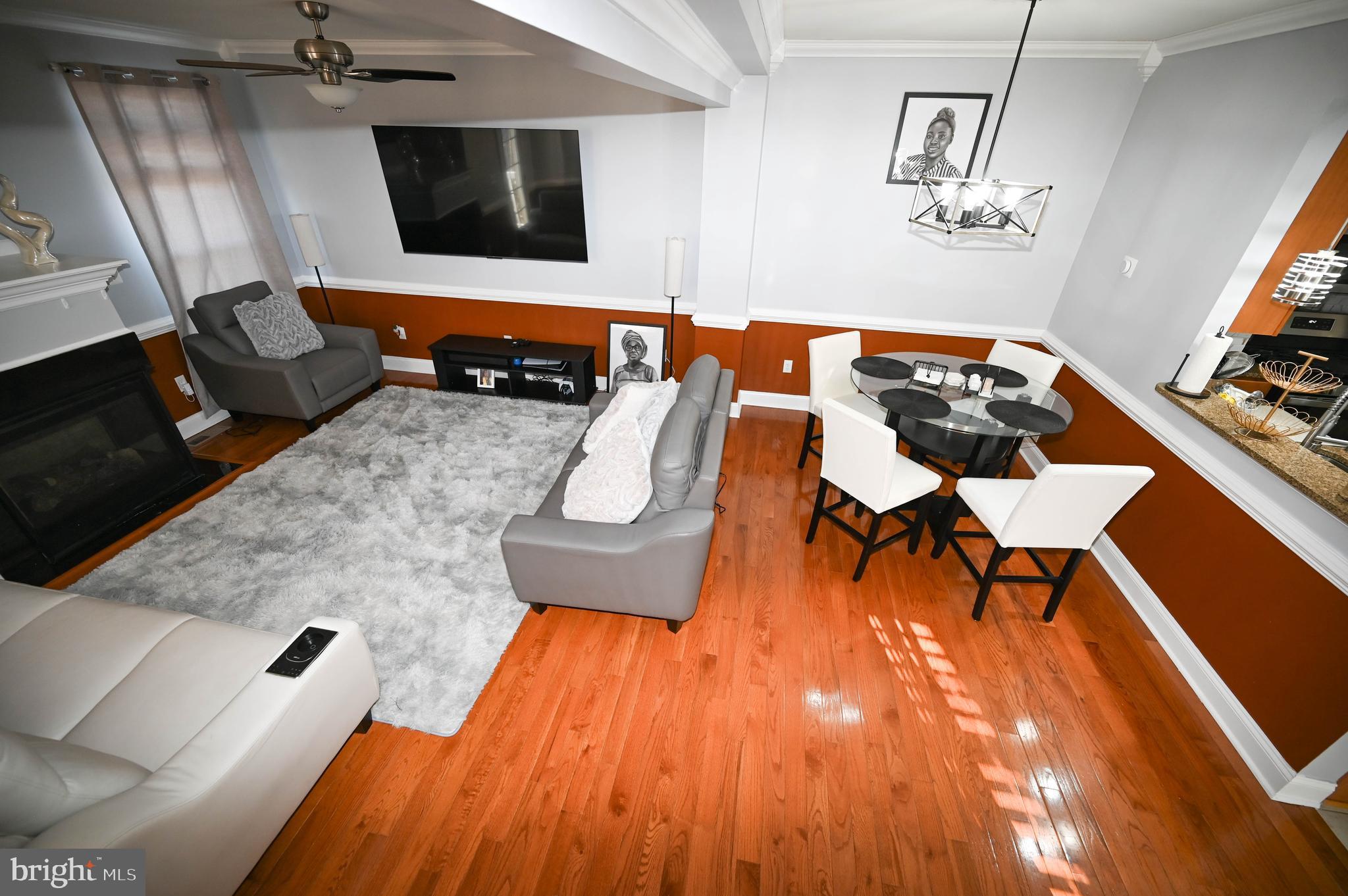 RED RUN VILLA - Residential