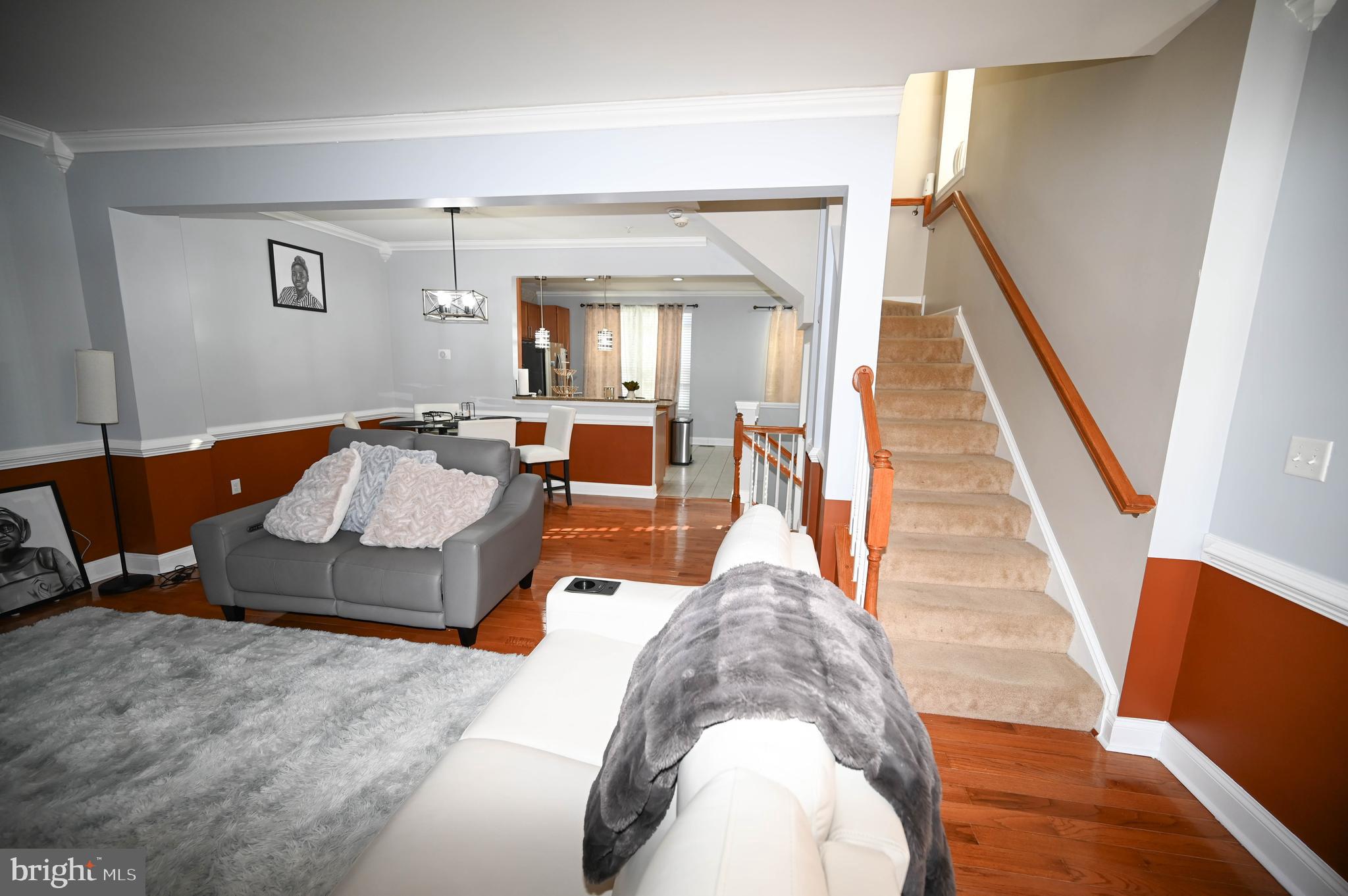 RED RUN VILLA - Residential