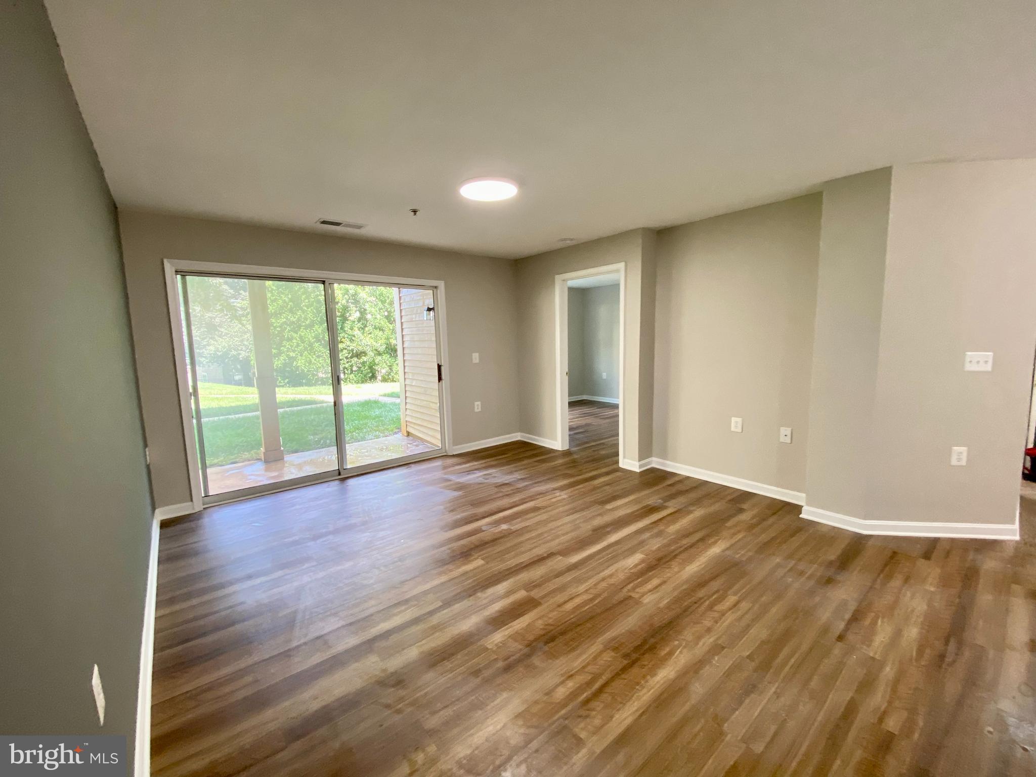 SUMMERHOUSE CONDO - Residential