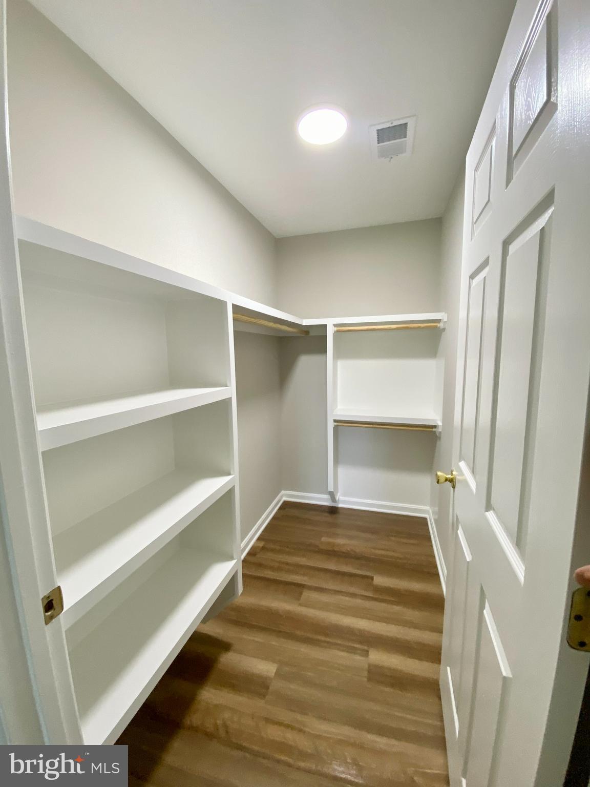 SUMMERHOUSE CONDO - Residential