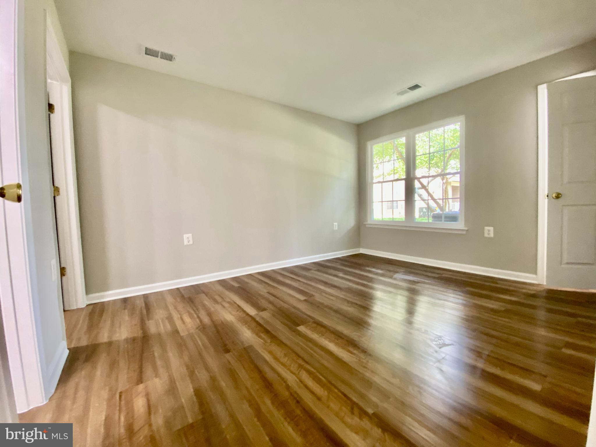 SUMMERHOUSE CONDO - Residential