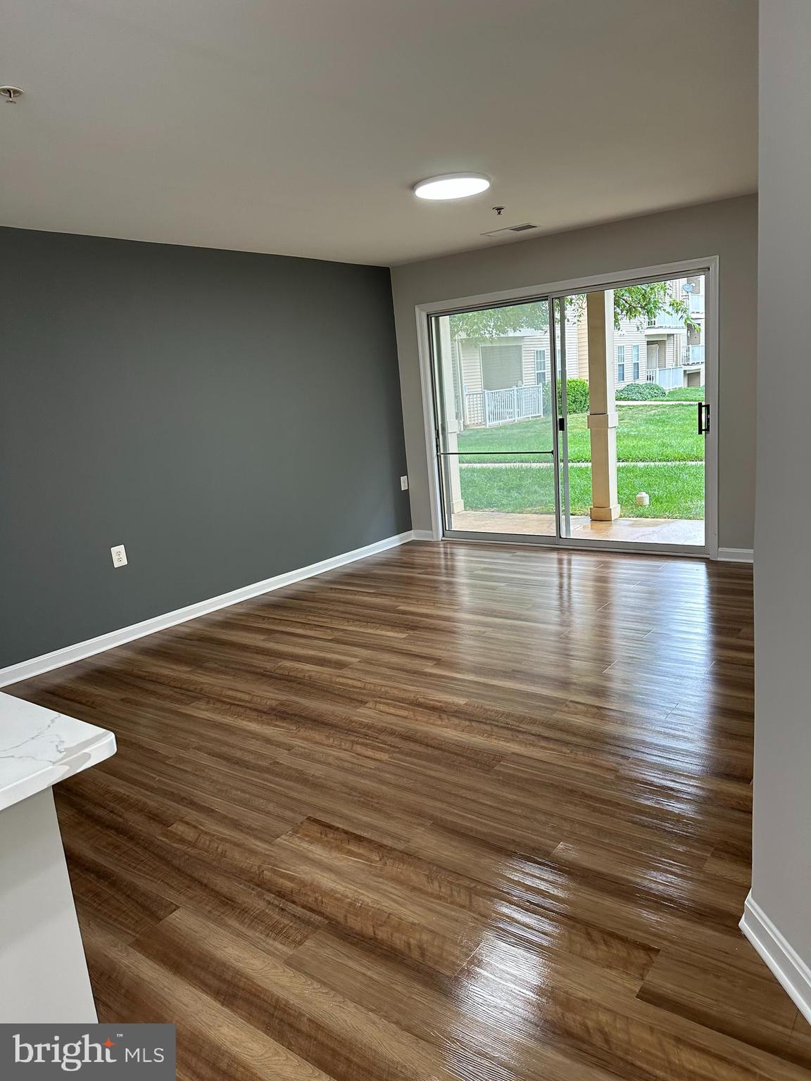 SUMMERHOUSE CONDO - Residential