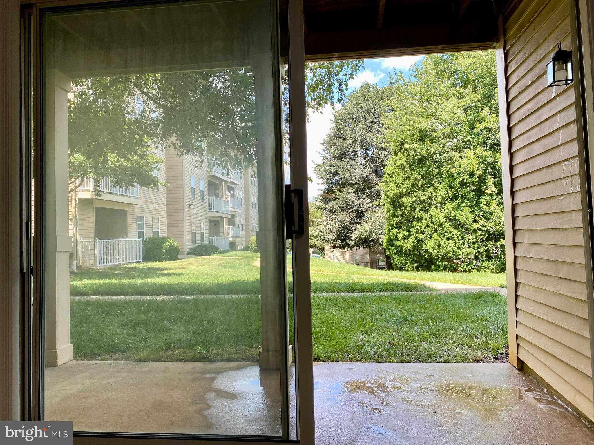 SUMMERHOUSE CONDO - Residential