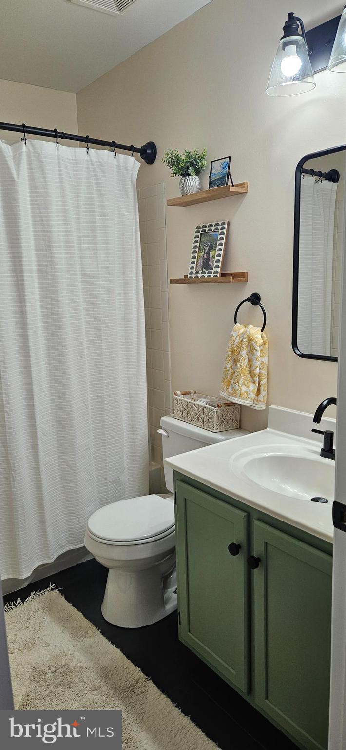 RICHFIELD STATION VILLAGE - Residential Lease