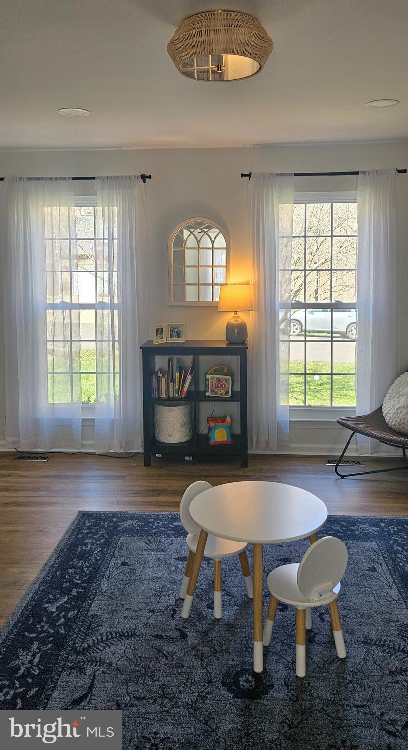 RICHFIELD STATION VILLAGE - Residential Lease