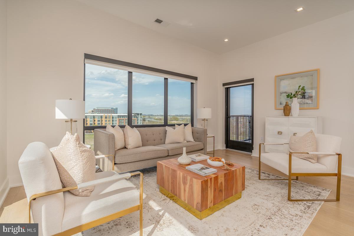 POTOMAC YARD - Residential