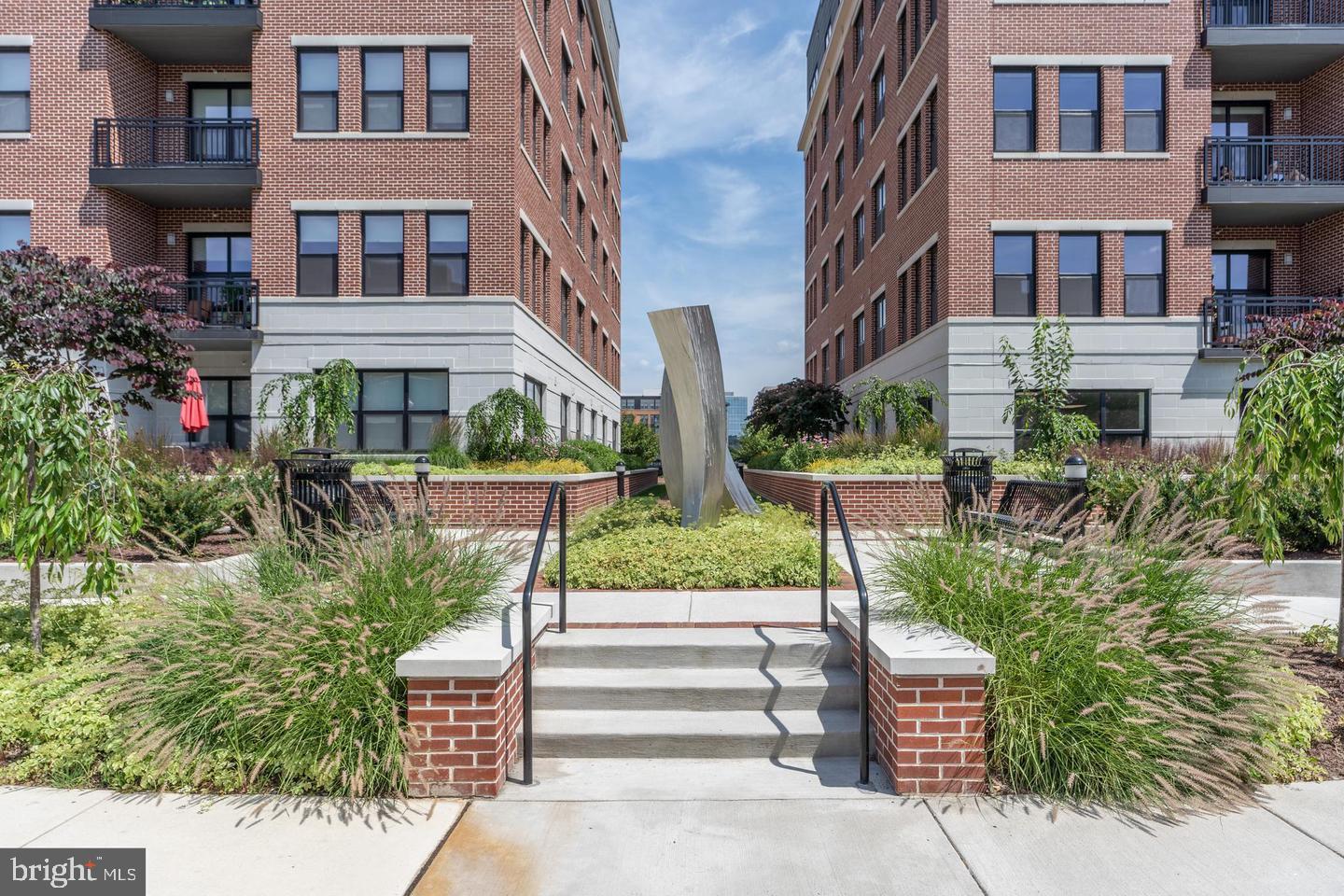 POTOMAC YARD - Residential