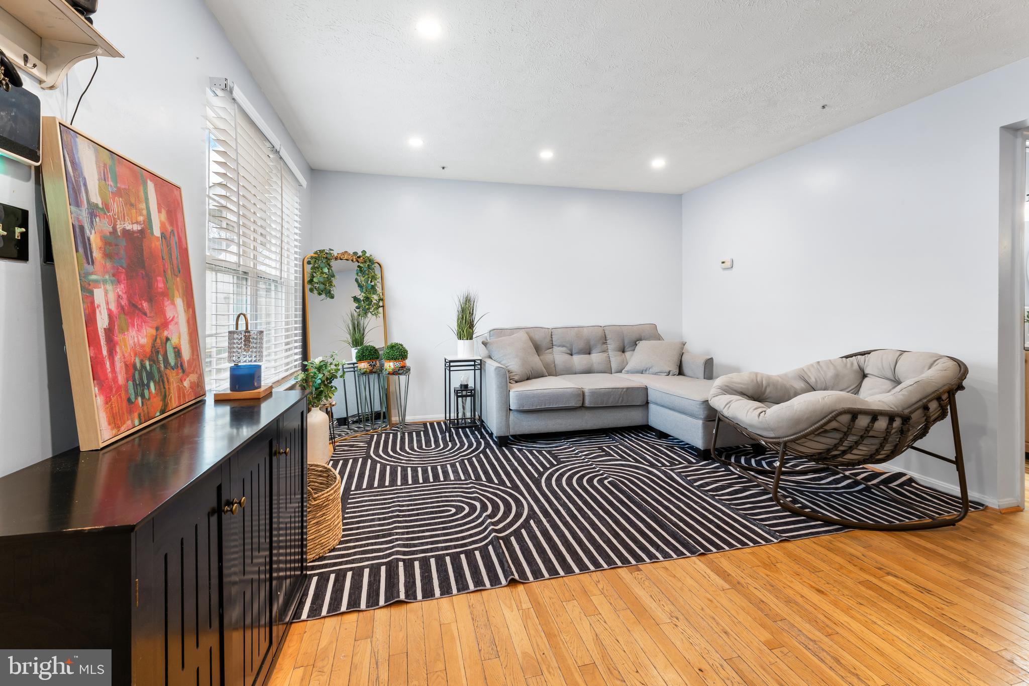 2812 CRESTWICK PLACE