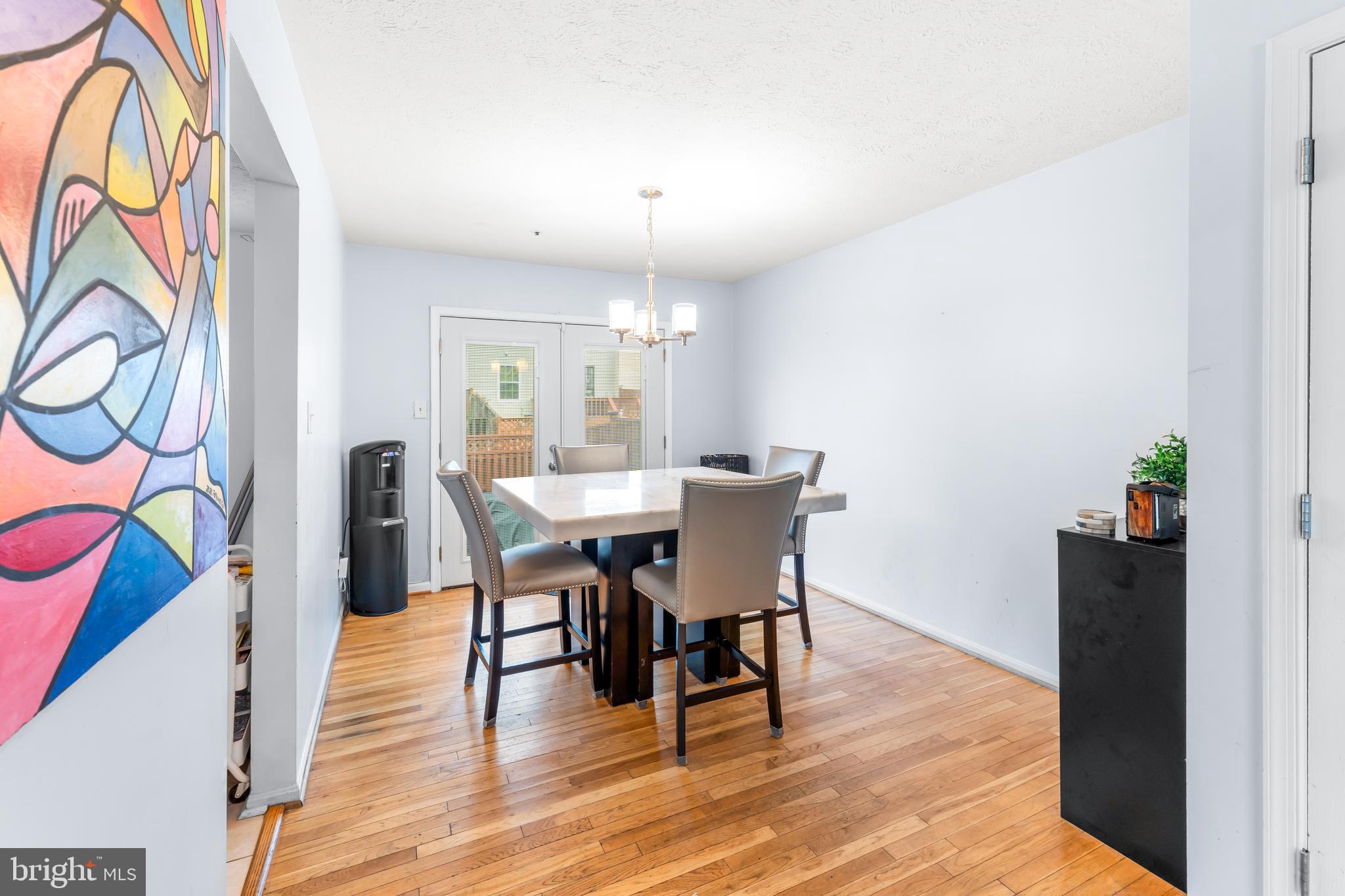 ROYAL PLAZA - Residential