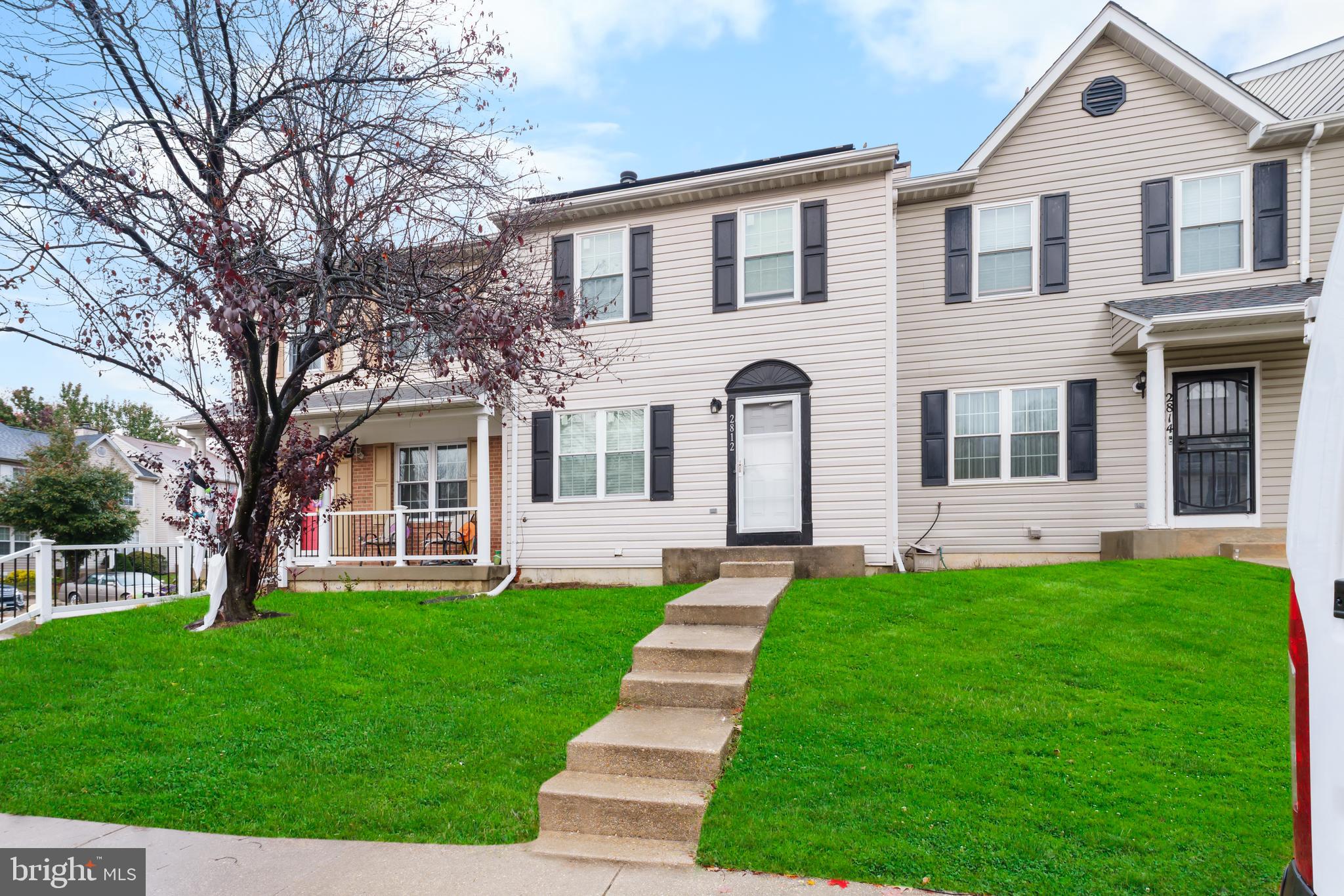 2812 CRESTWICK PLACE