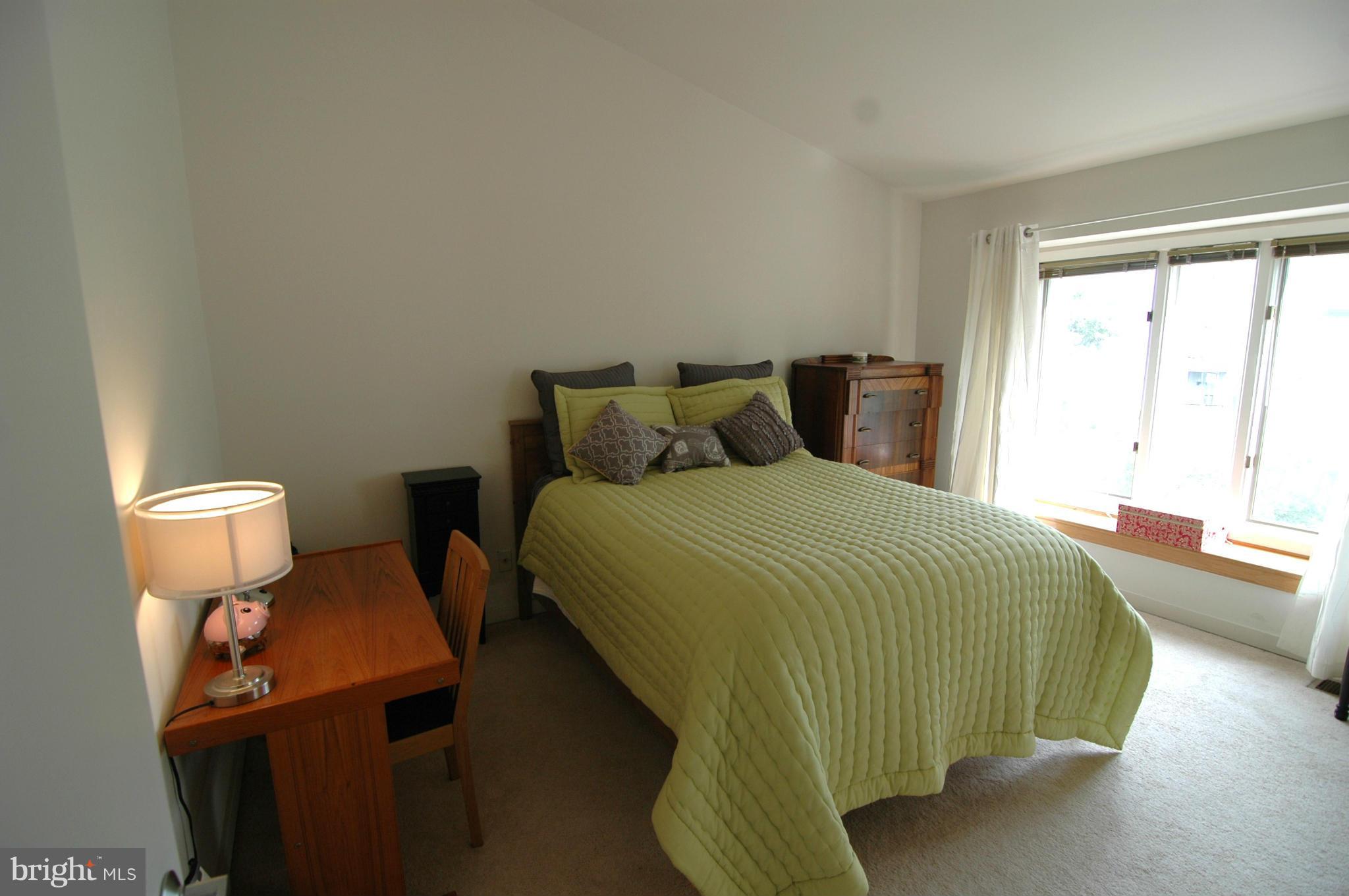 CHESAPEAKE HARBOUR - Residential Lease