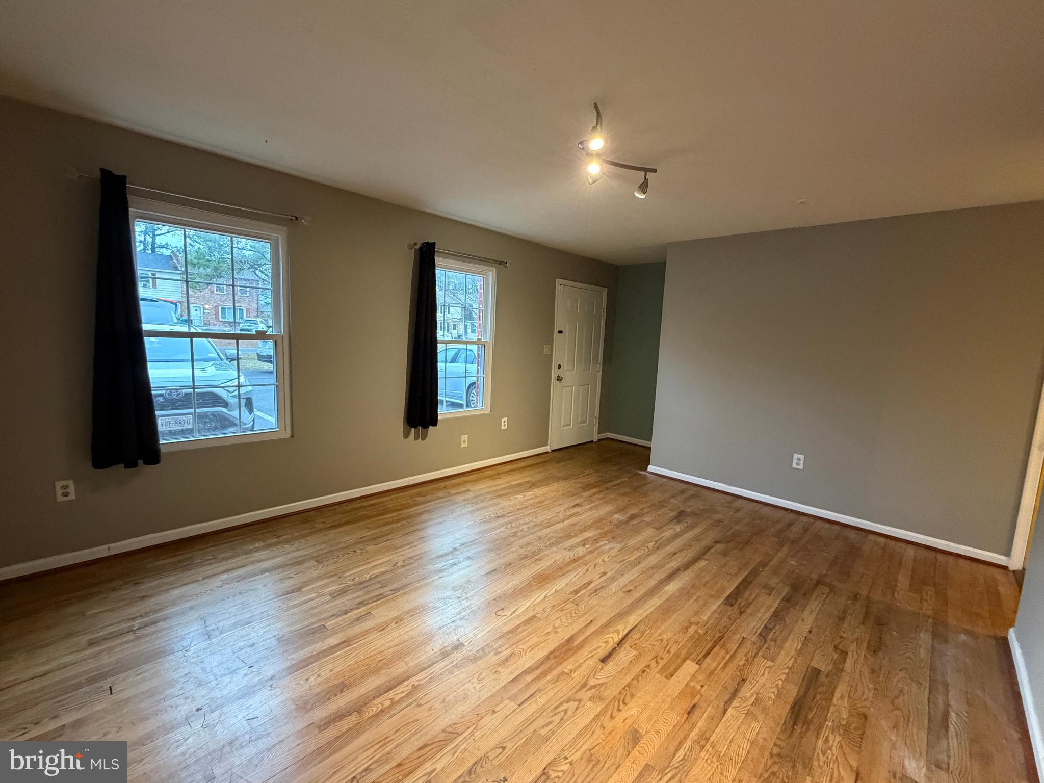 FREDERICKTOWNE TOWNHOUSE - Residential Lease