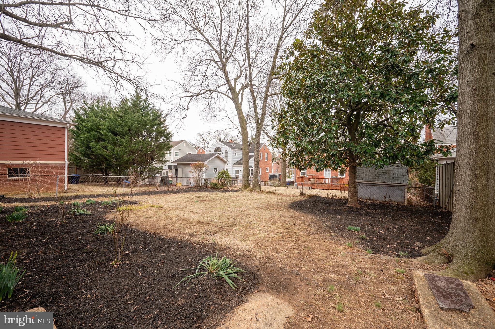 BARCROFT - Residential