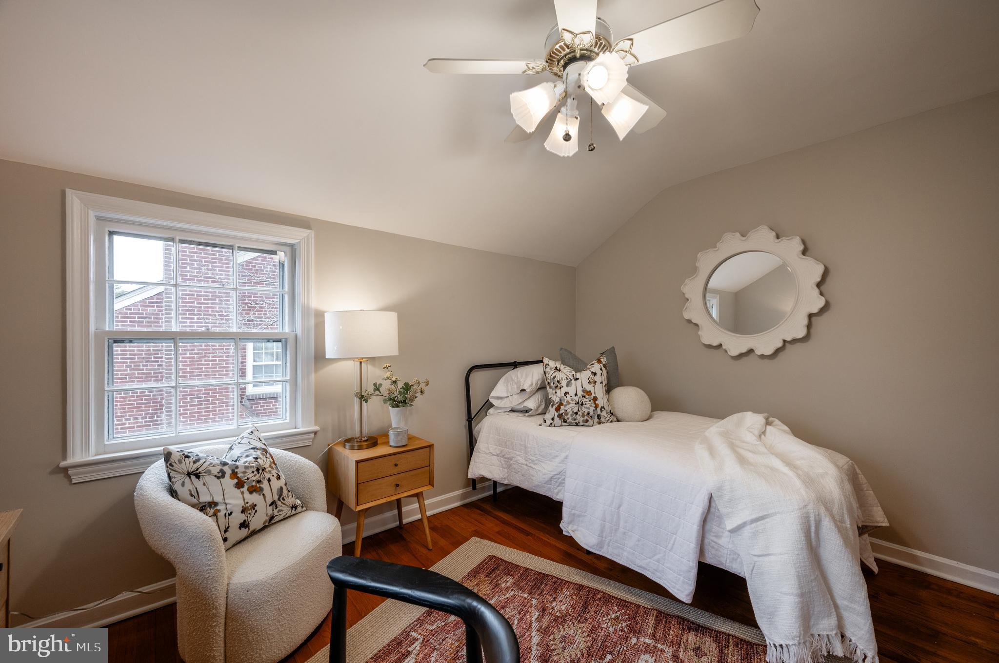 BARCROFT - Residential