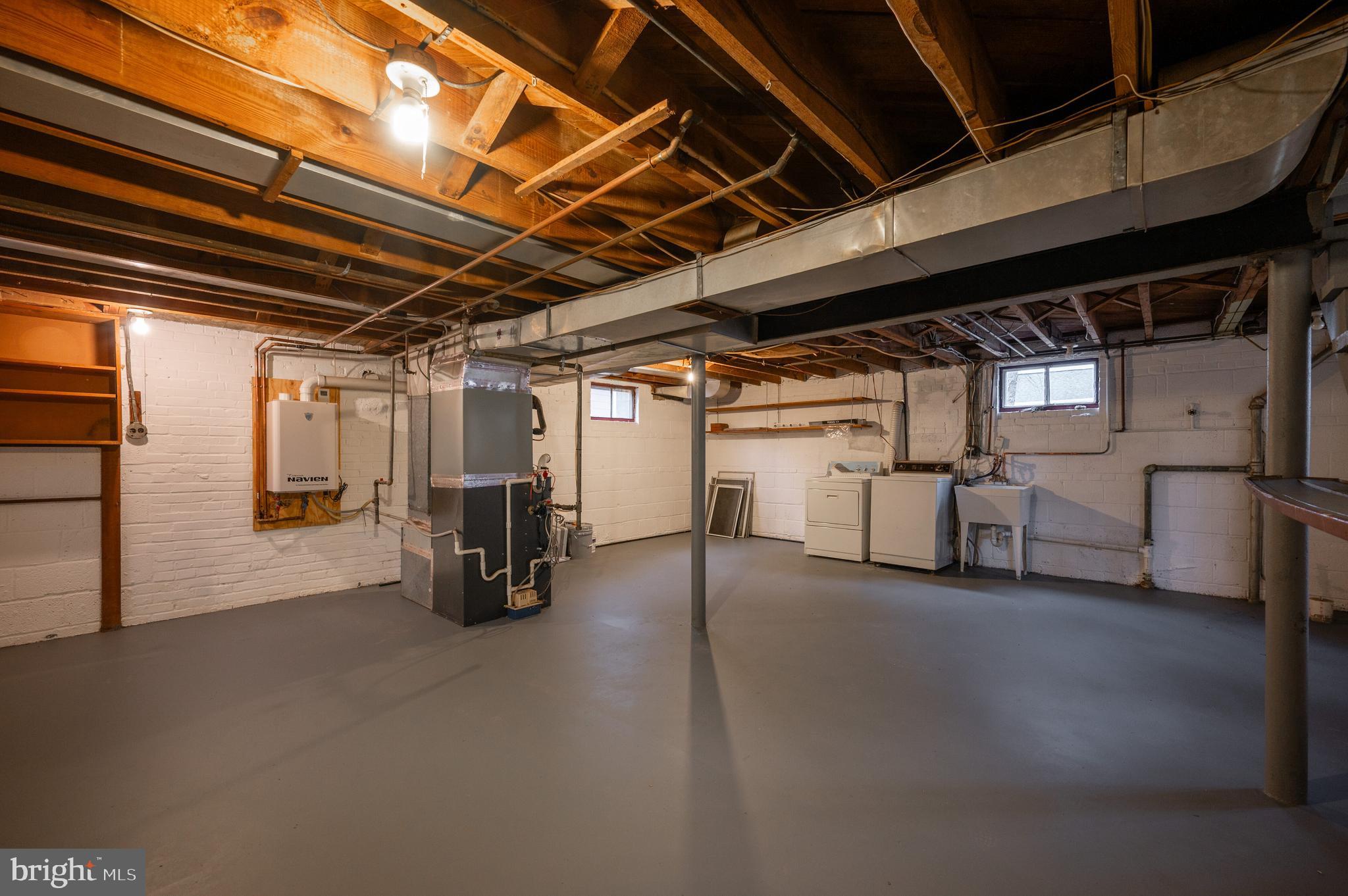 BARCROFT - Residential