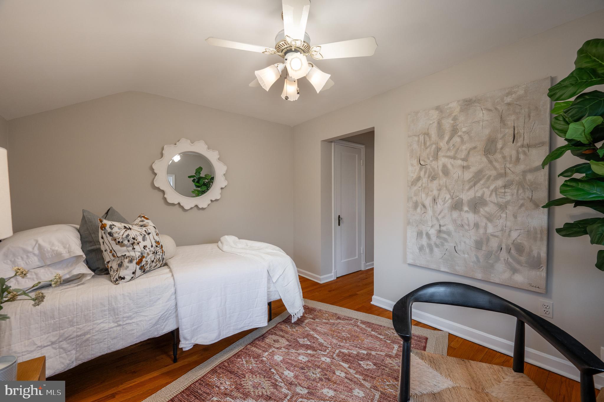 BARCROFT - Residential