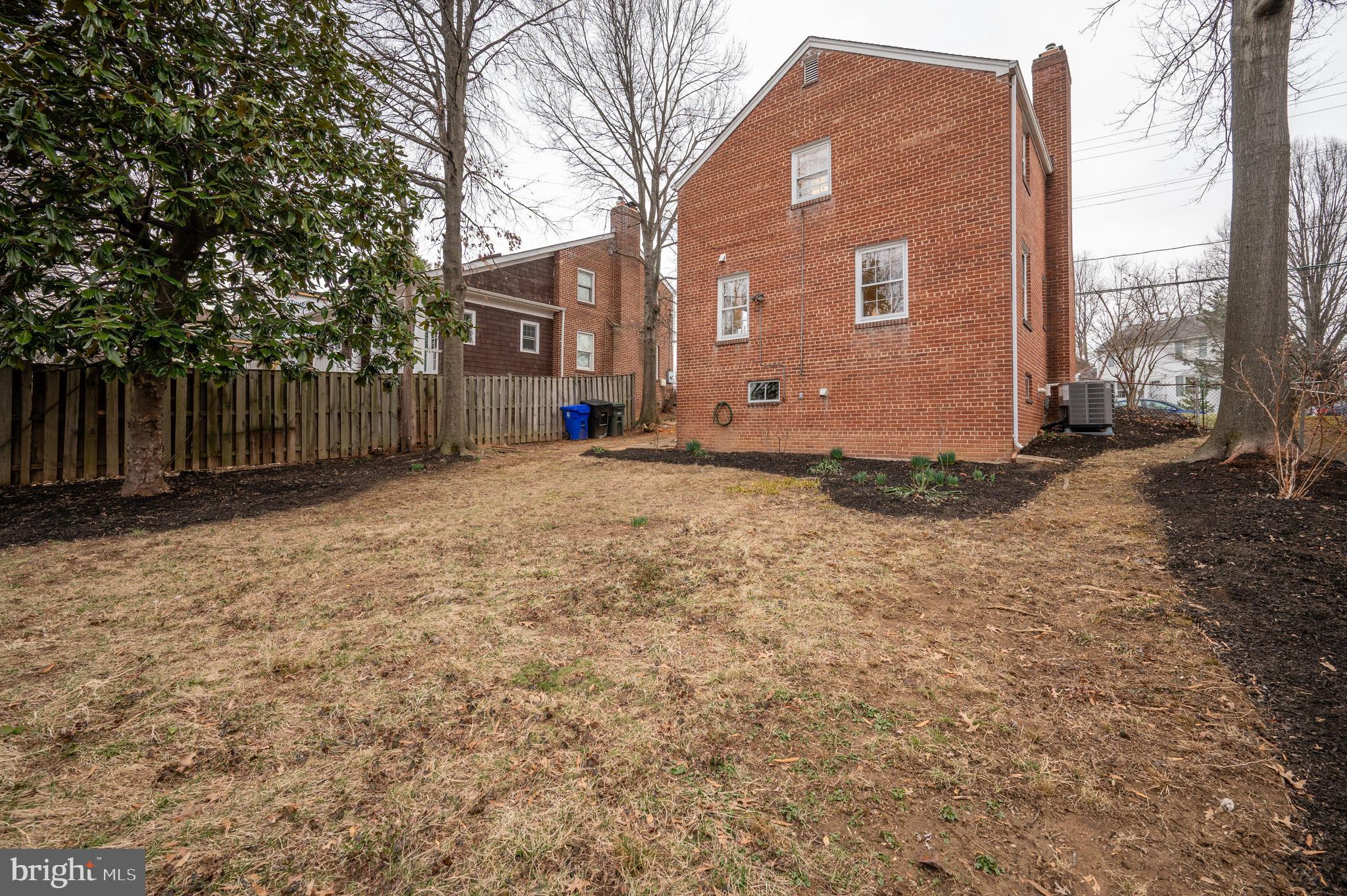 BARCROFT - Residential