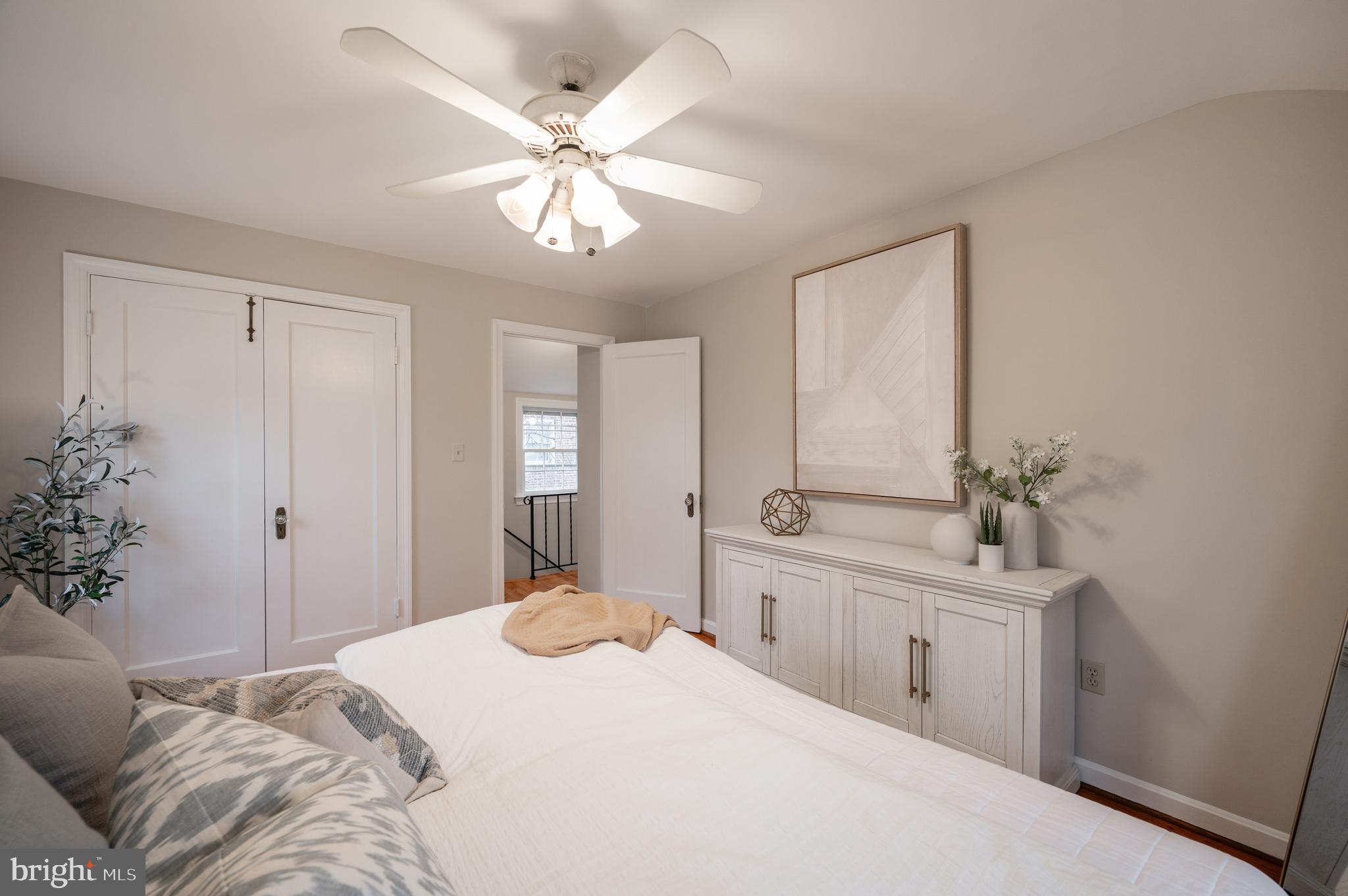 BARCROFT - Residential