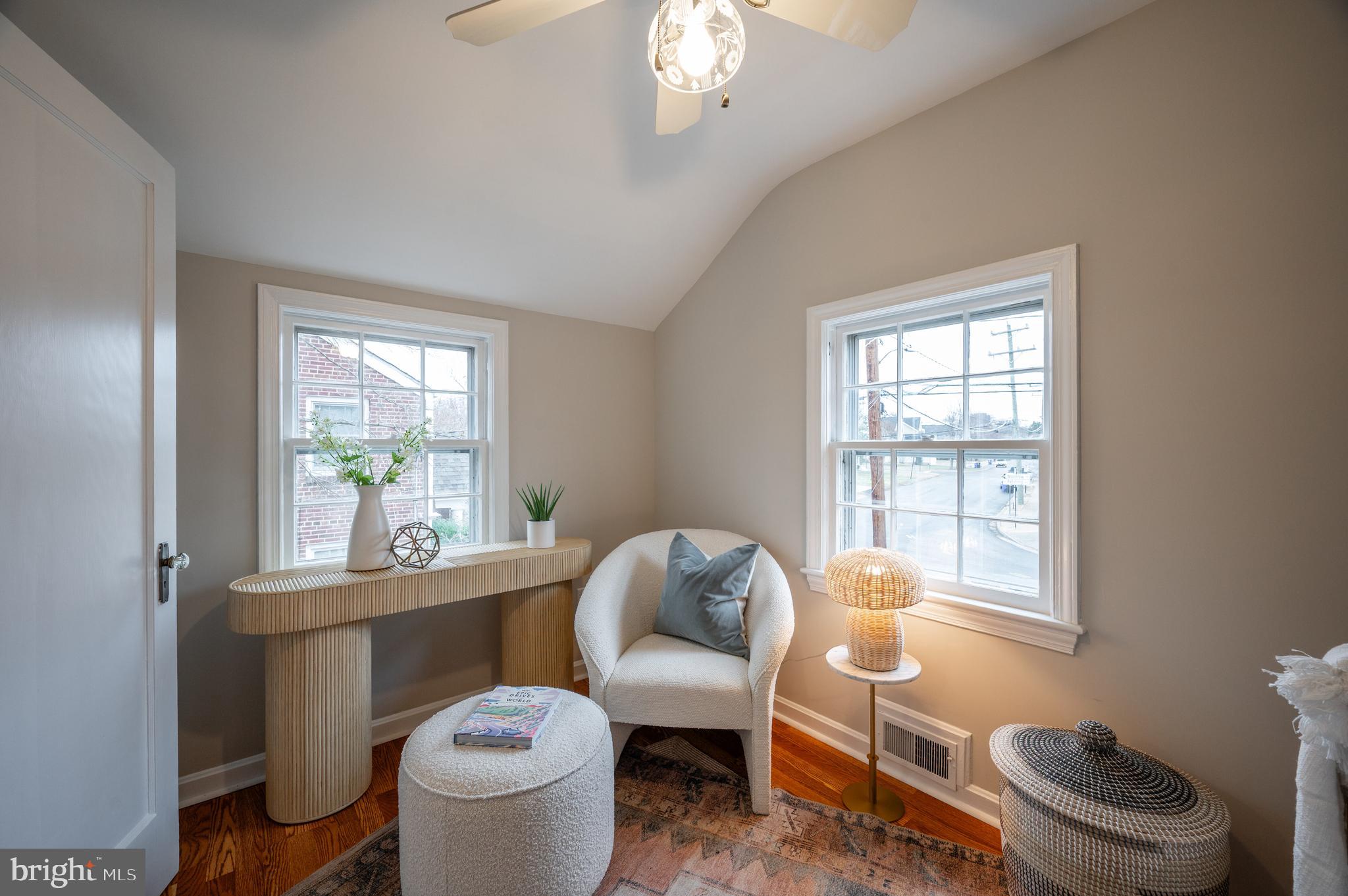 BARCROFT - Residential