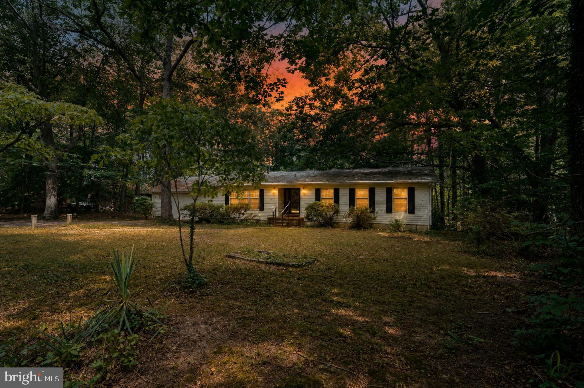 262 ELKINS LANE