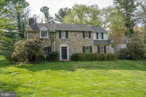 Photo of 510 Lynmere Road, BRYN MAWR, PA 19010 (MLS # PAMC2181326)