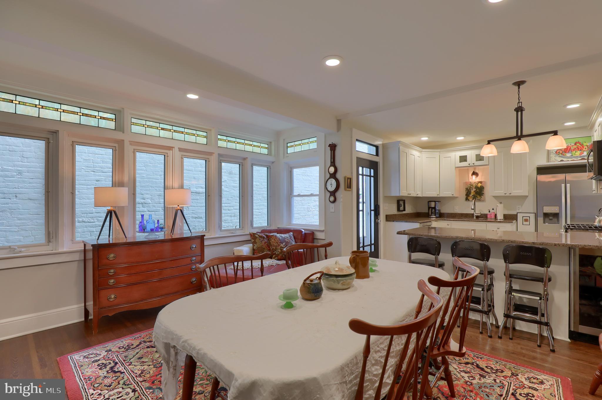 CHESTNUT HILL - Residential