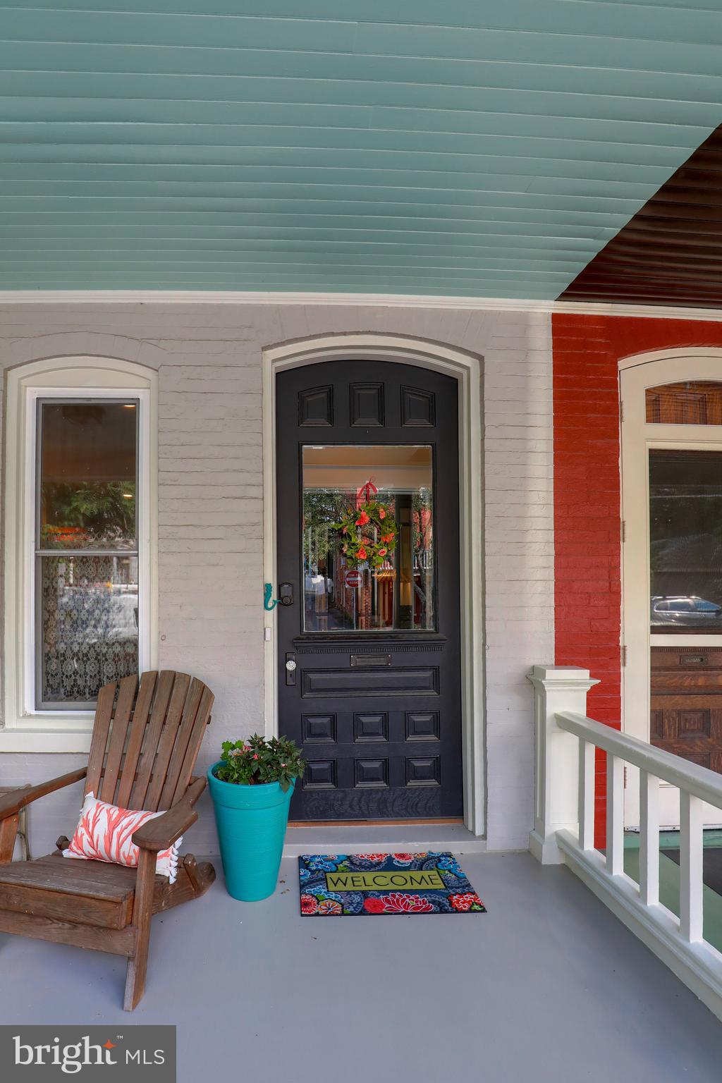 CHESTNUT HILL - Residential