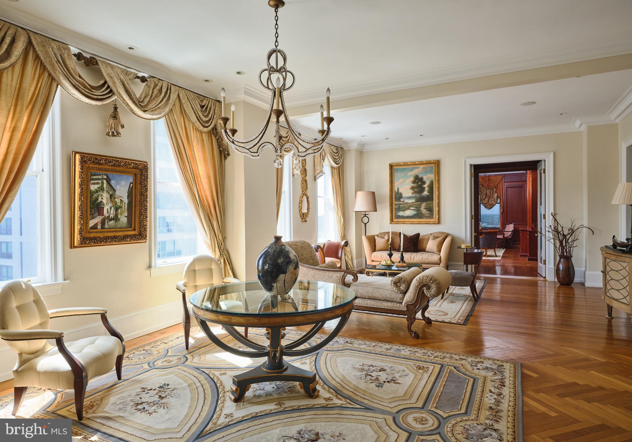 RITTENHOUSE SQUARE - Residential