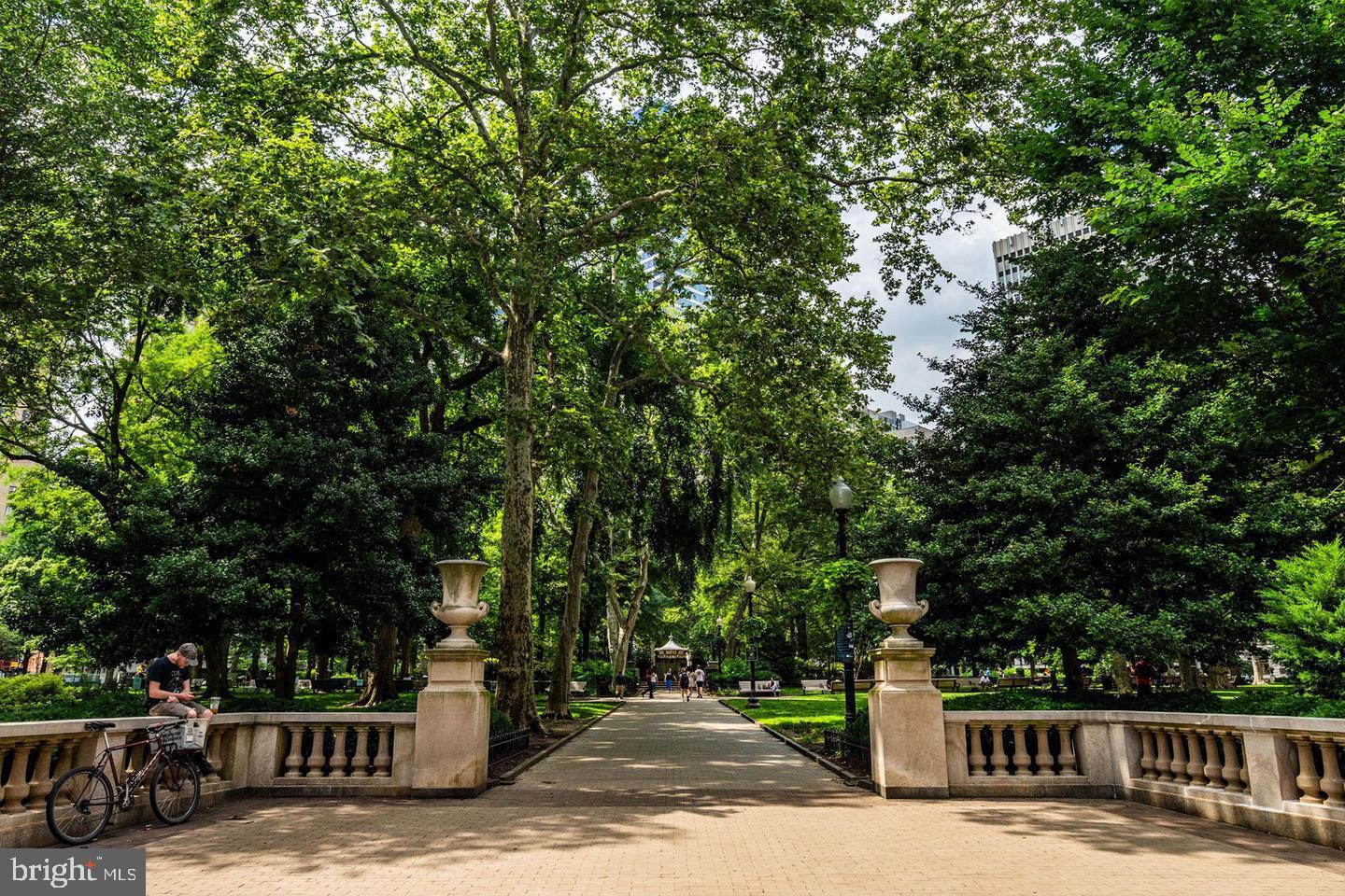 RITTENHOUSE SQUARE - Residential