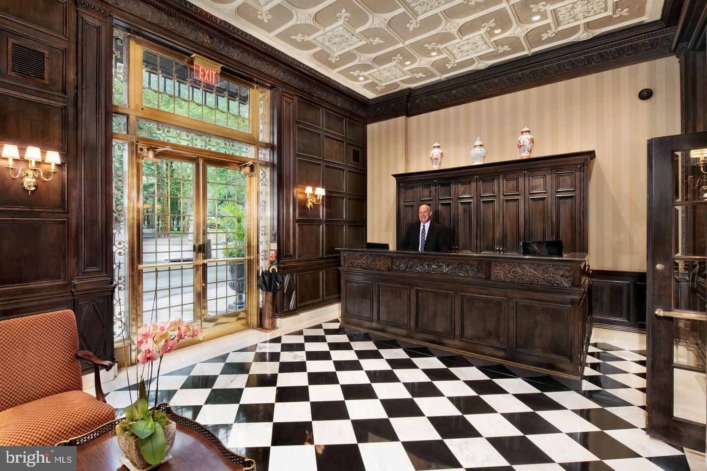 RITTENHOUSE SQUARE - Residential