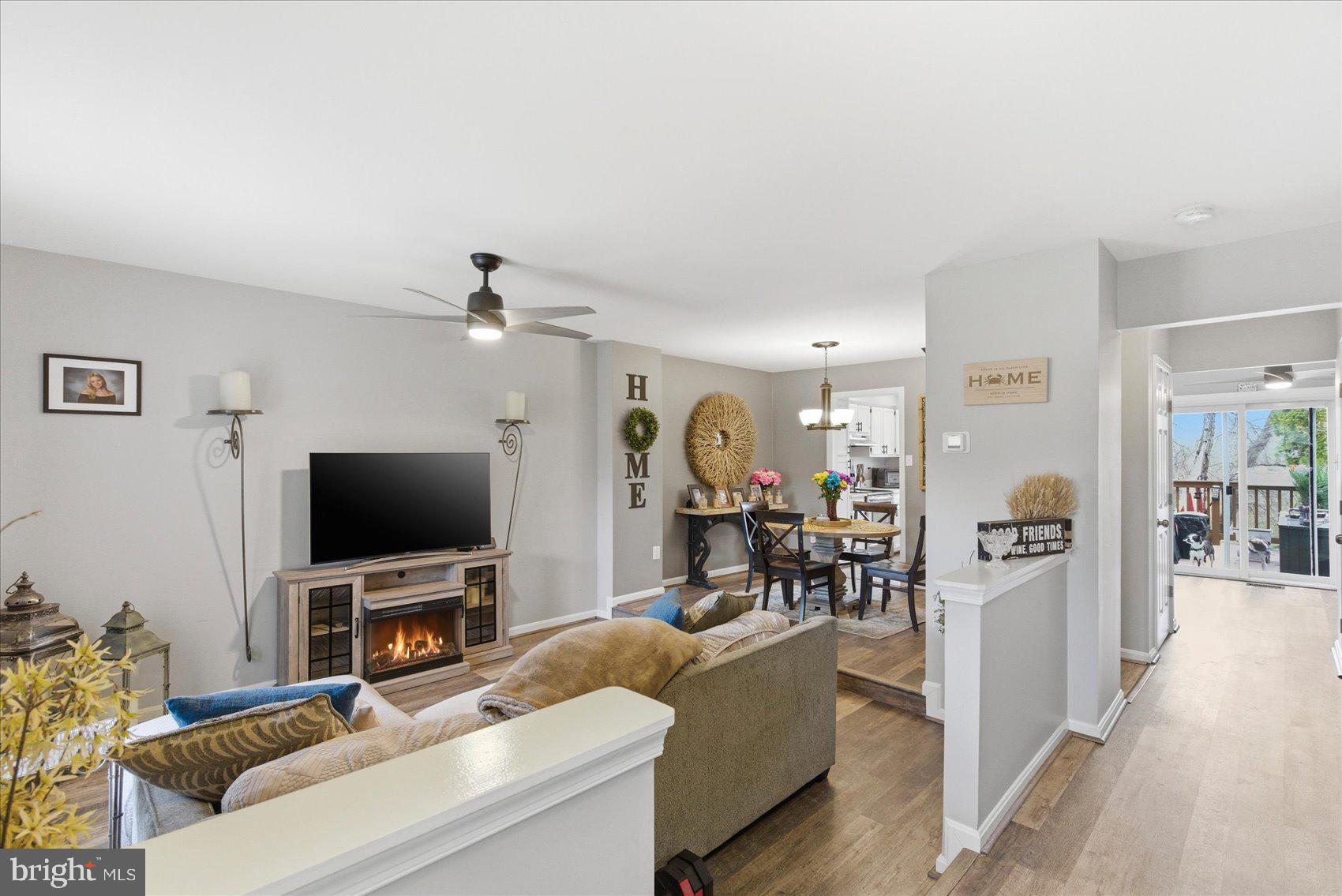 1808 BRAMBLE BROOK LANE