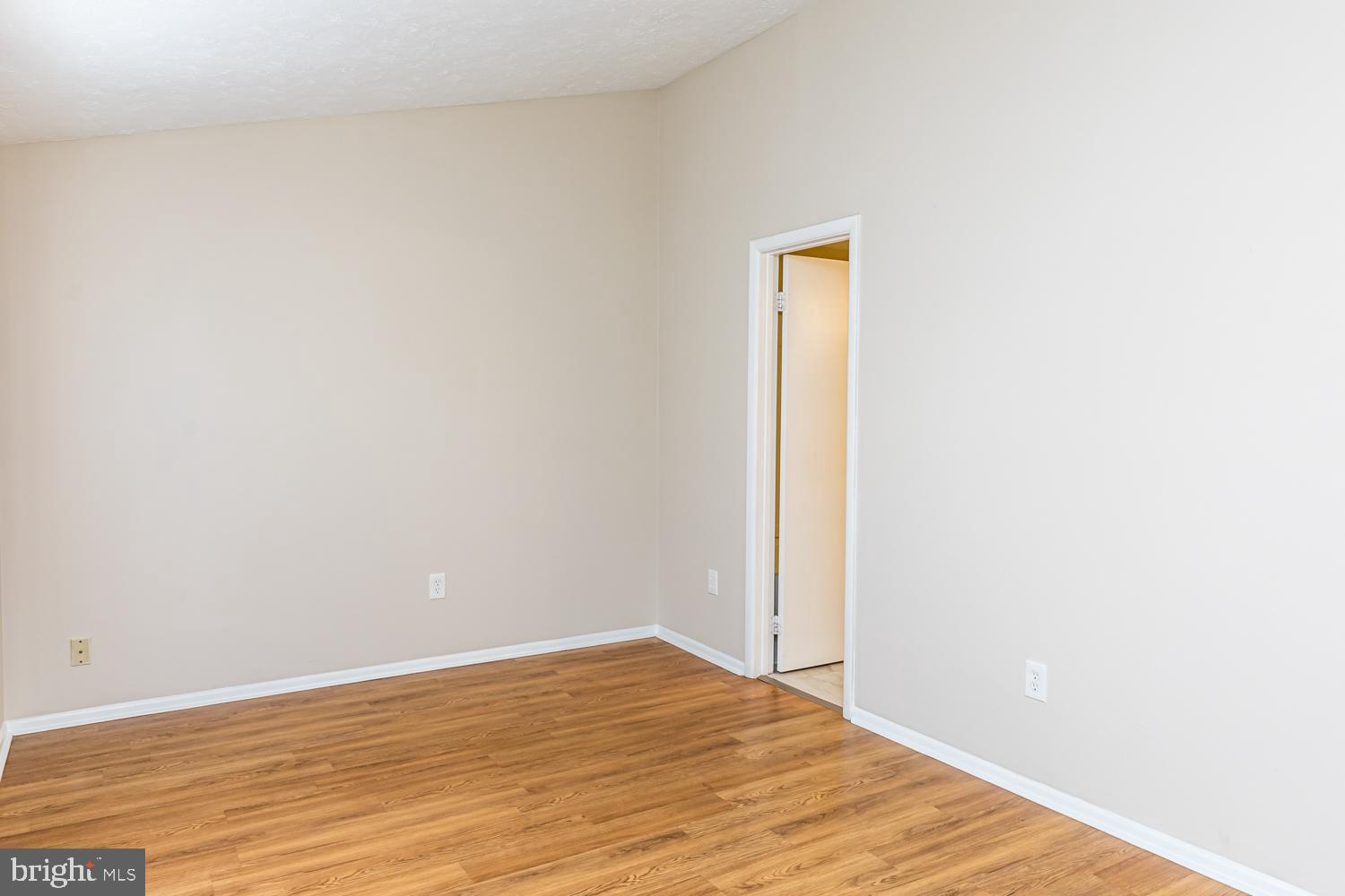 MAYFIELD MANOR - Residential