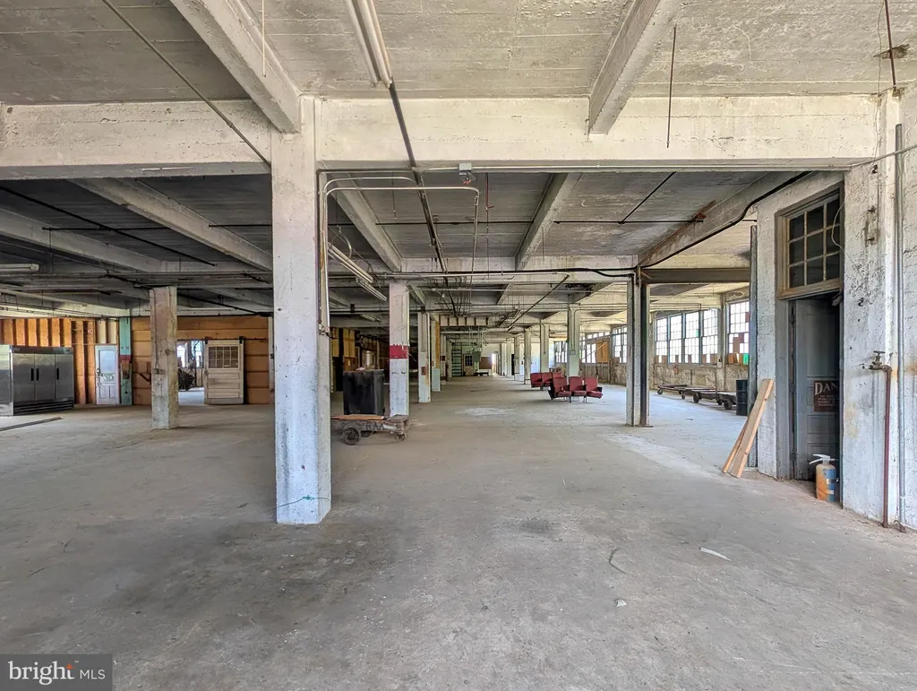 Additional image 55 of 43 West 3rd Street, Everett, PA 15537