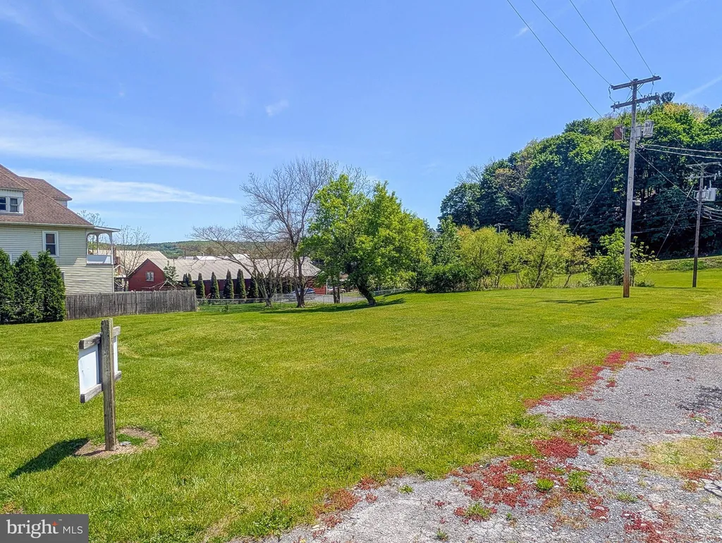 Additional image 101 of 43 West 3rd Street, Everett, PA 15537