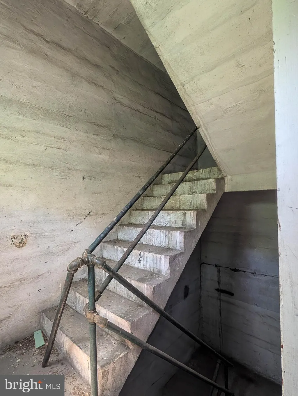 Additional image 80 of 43 West 3rd Street, Everett, PA 15537