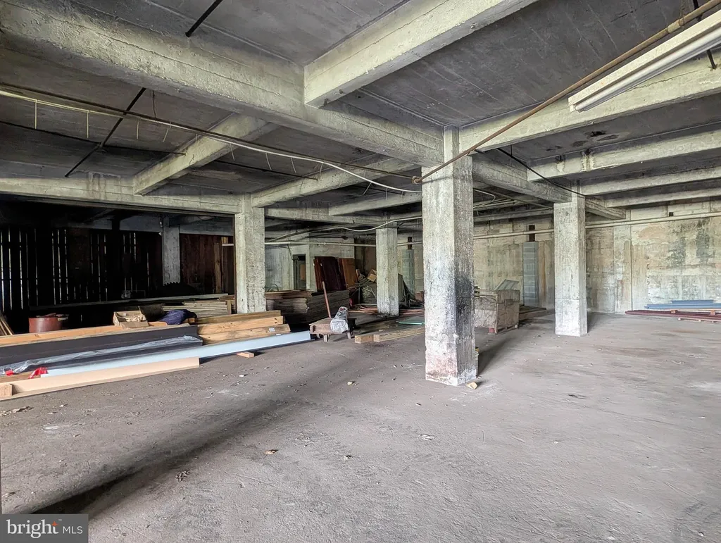 Additional image 88 of 43 West 3rd Street, Everett, PA 15537